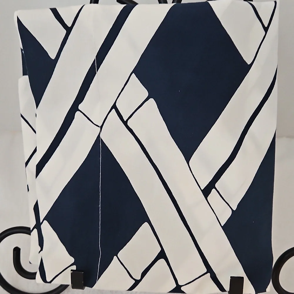 Pottery Barn Navy & White Bamboo Design Cotton Standard Pillow Sham